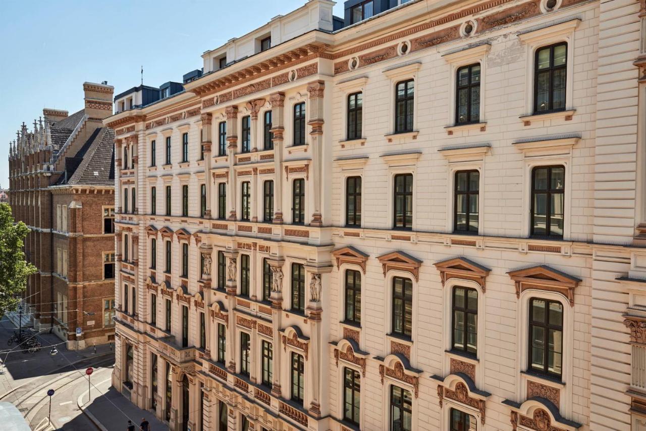 Hotel The Ritz-carlton, 5*
