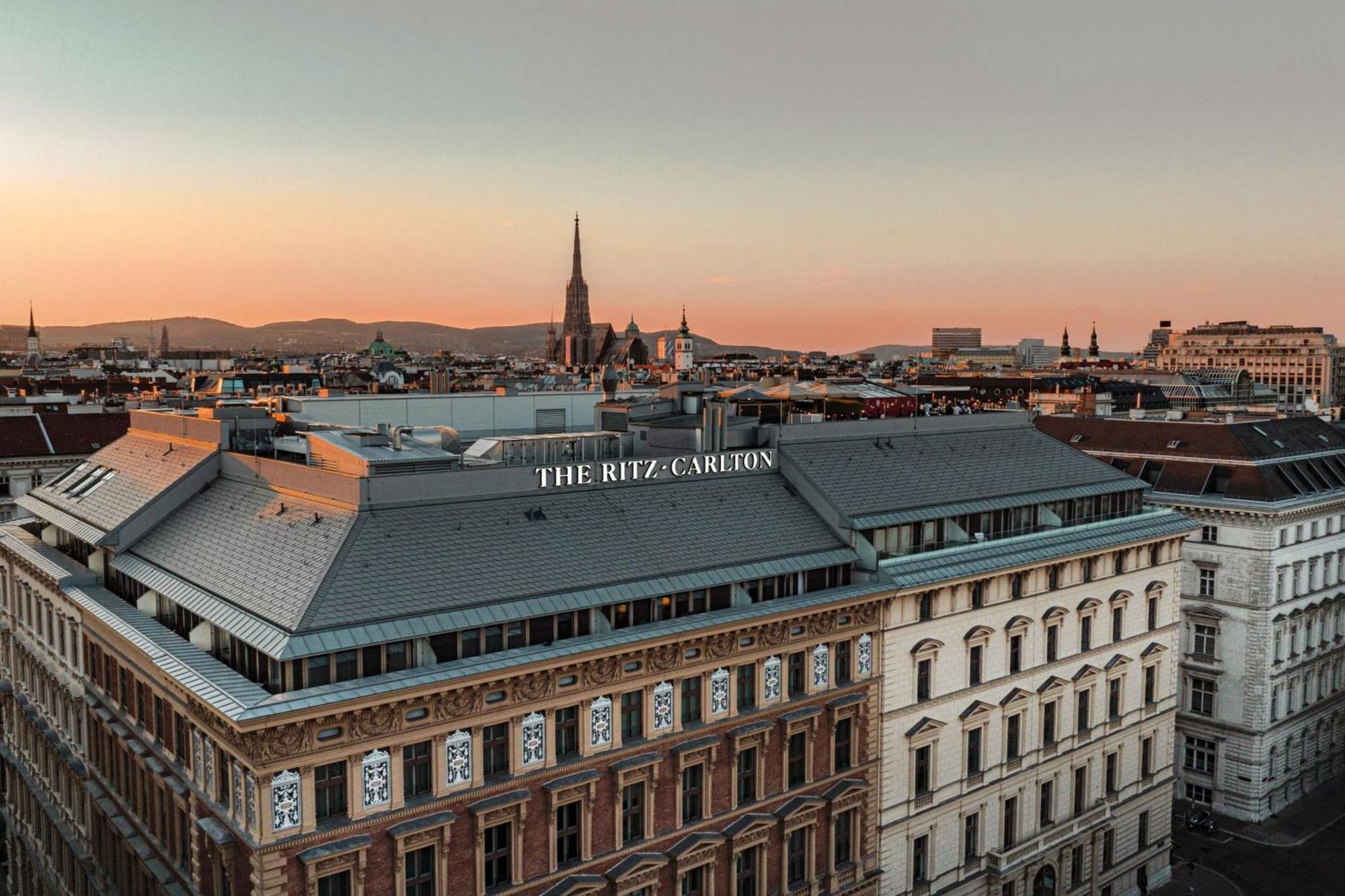 The Ritz-carlton, 5*
